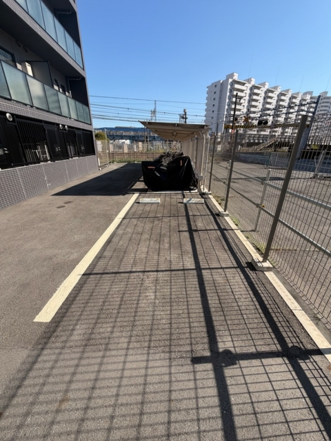 川崎区堤根駐車場の月極駐車場