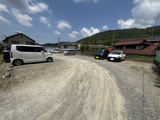 岡田モータープールの月極駐車場