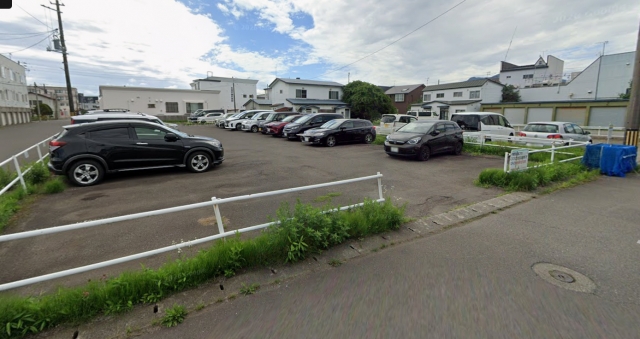 登別市中央町1丁目4-8駐車場の月極駐車場