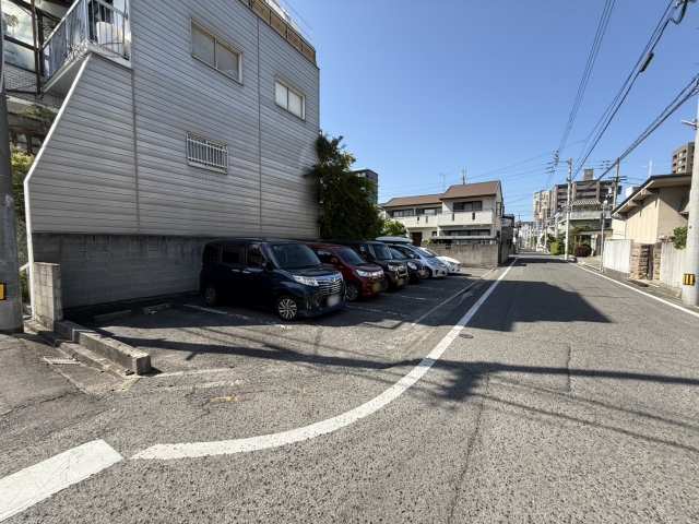 大橋駐車場の月極駐車場