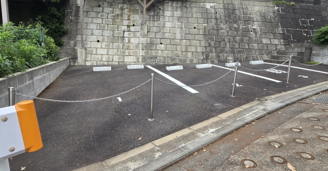 月極駐車場中沢一丁目の月極駐車場1