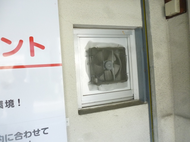 収納プラス樽味店の月極駐車場14