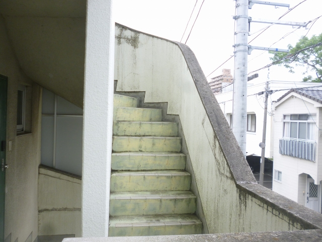 収納プラス樽味店の月極駐車場17