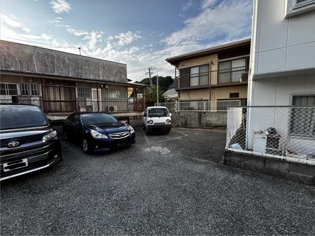 井上駐車場（長田天神町2丁目9-18）の月極駐車場5