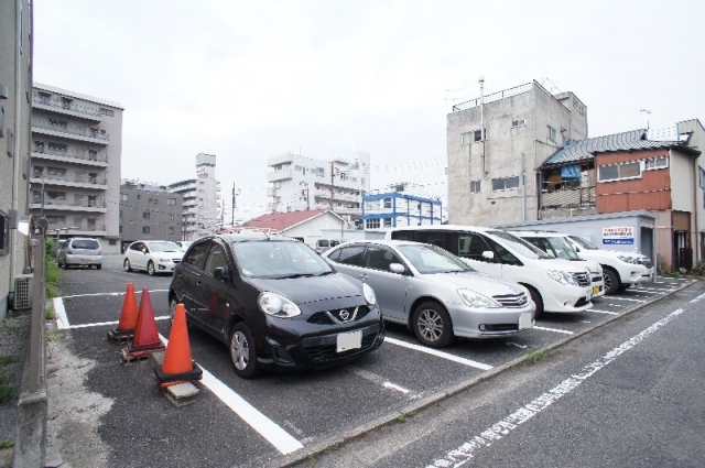 中央高崎鶴見町駐車場の月極駐車場