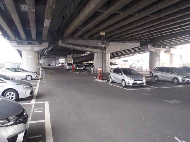 京橋駐車場（軽自動車）の月極駐車場2