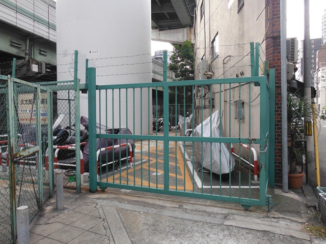 久太郎町バイク駐車場の月極駐車場