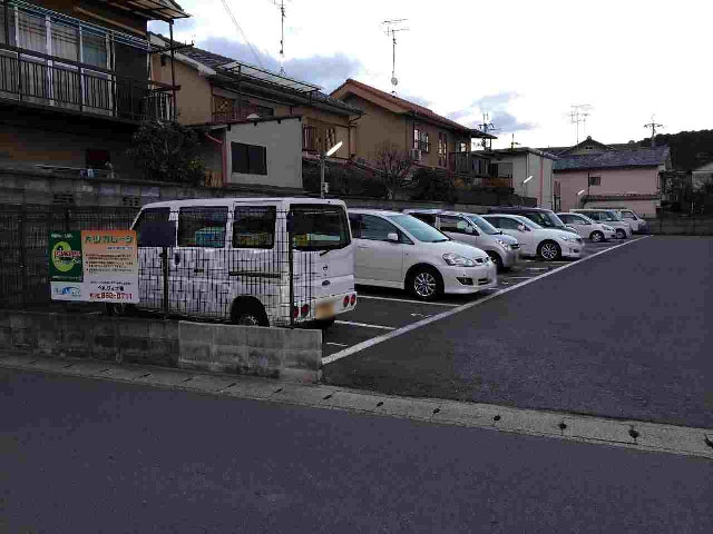 片山ガレージの月極駐車場