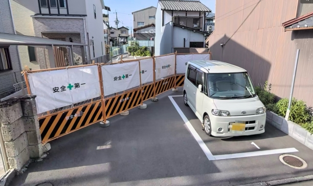 桃山最上町ガレージの月極駐車場2