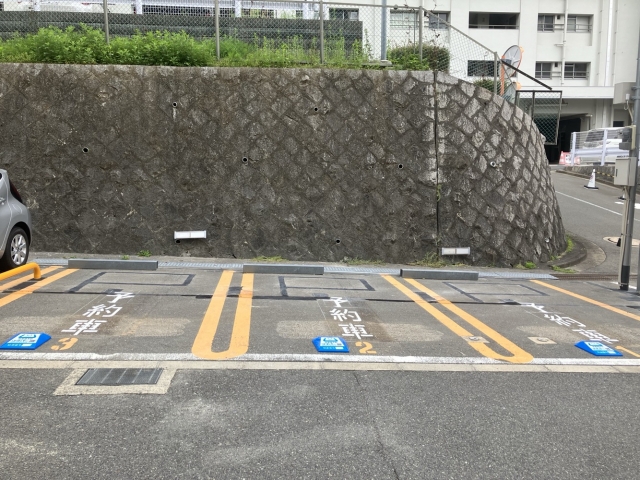 阪高ファインパーク 竹見台の時間貸し駐車場