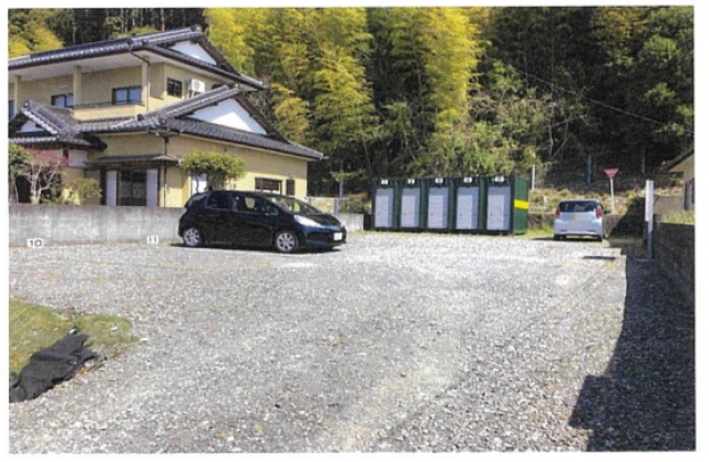 石塚町駐車場の月極駐車場2