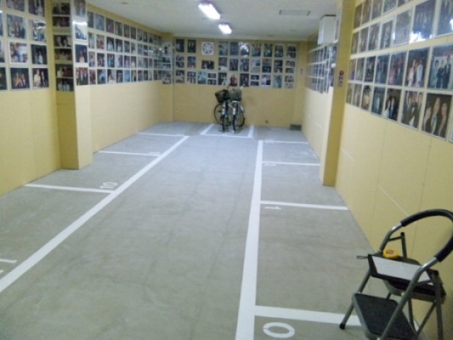 福山ビルバイクガレージ２の月極駐車場