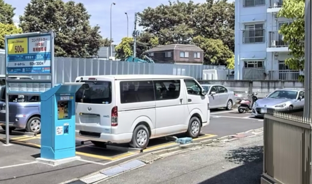 三鷹新川4-1駐車場の月極駐車場