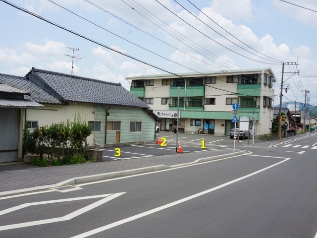 山鹿中学校前の時間貸し駐車場2