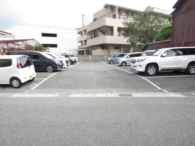 上新地町駐車場の月極駐車場
