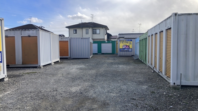 トランクルーム岩沼市桑原三丁目の月極駐車場