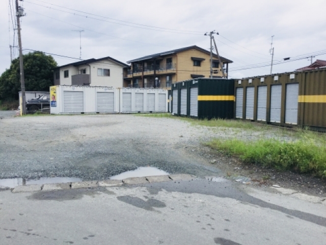 トランクルーム泉町滝尻の月極駐車場2