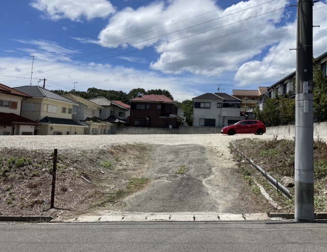 ガレージ天が岡の月極駐車場