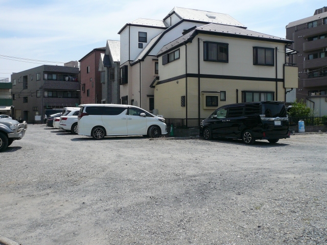 飯塚商店街入口駐車場の月極駐車場4