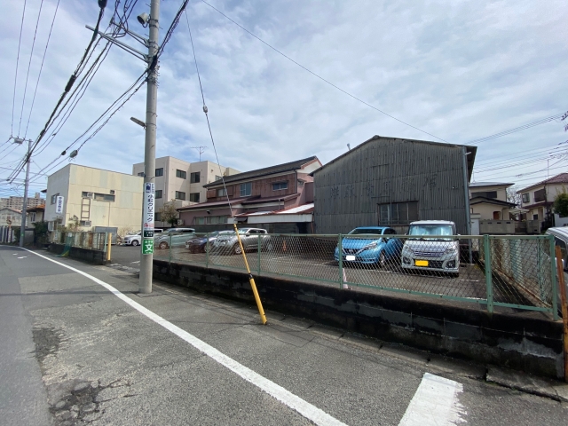 十間坂3丁目坂巻駐車場の月極駐車場