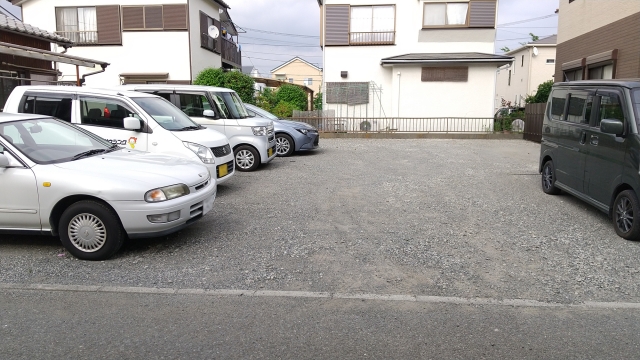 円蔵高橋真由美駐車場の月極駐車場