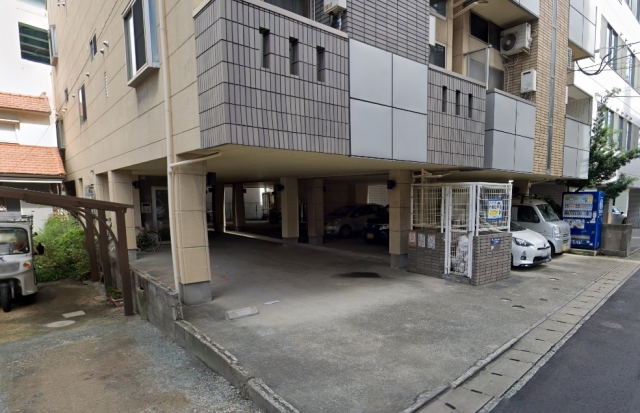 イル・グラッツィア博多駅東 駐車場の月極駐車場2