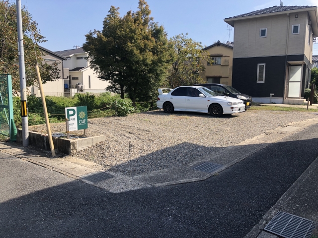 松室田中町ガレージの写真