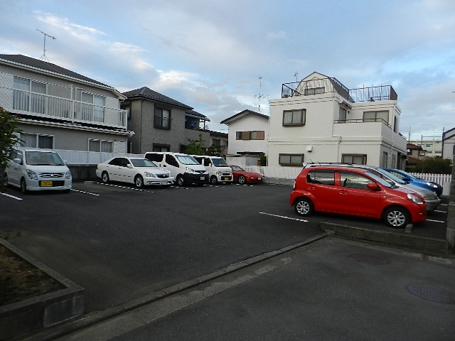 円蔵森田駐車場の月極駐車場
