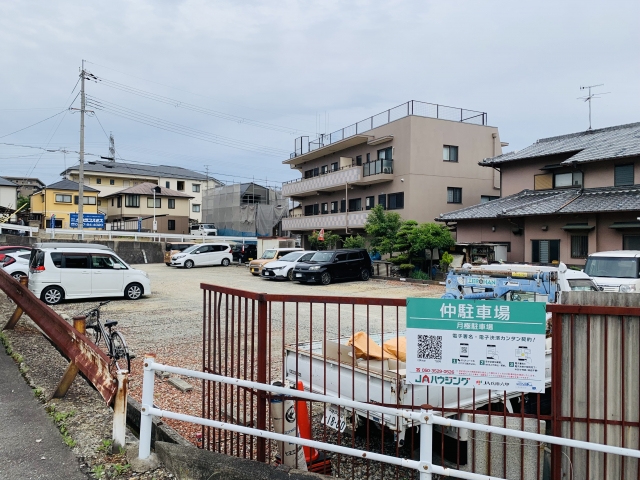 仲駐車場の月極駐車場