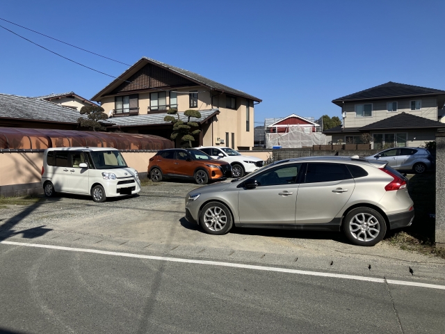 横手1丁目駐車場の月極駐車場