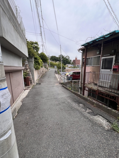 ヒルズ神戸駐車場の月極駐車場4