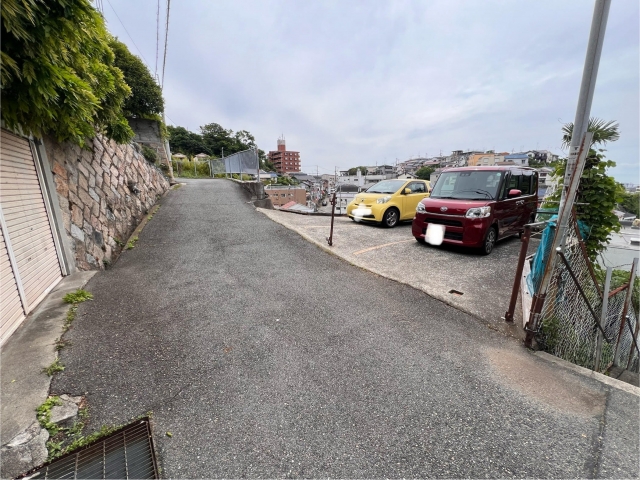 ヒルズ神戸駐車場の月極駐車場5