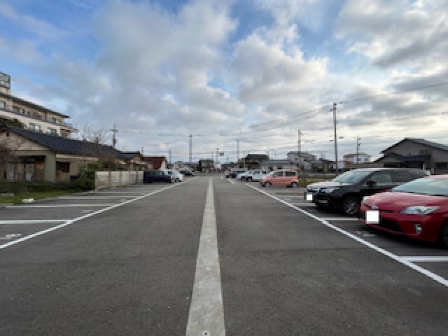 富山市大町パーキングの月極駐車場