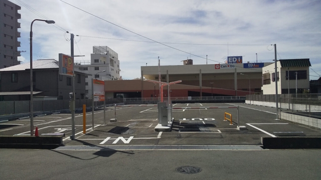 セイワパーク富田林駅前の月極駐車場7