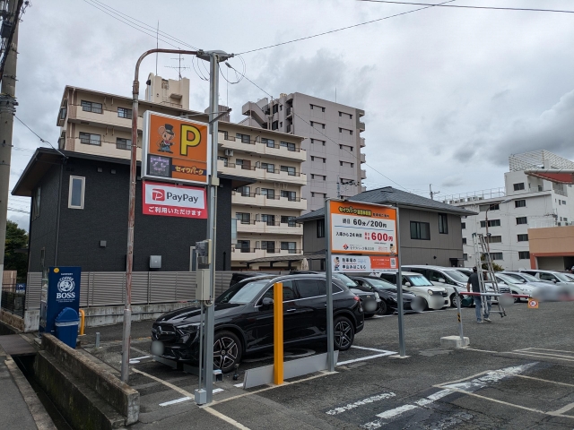 セイワパーク富田林駅前の月極駐車場2