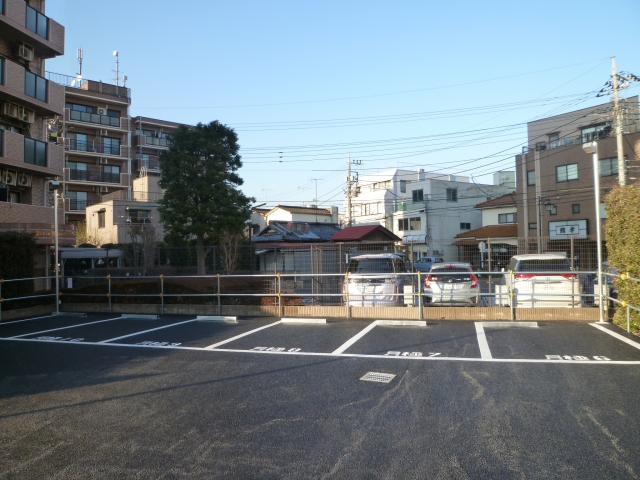 小田急パーキング東村山駅前第1の月極駐車場