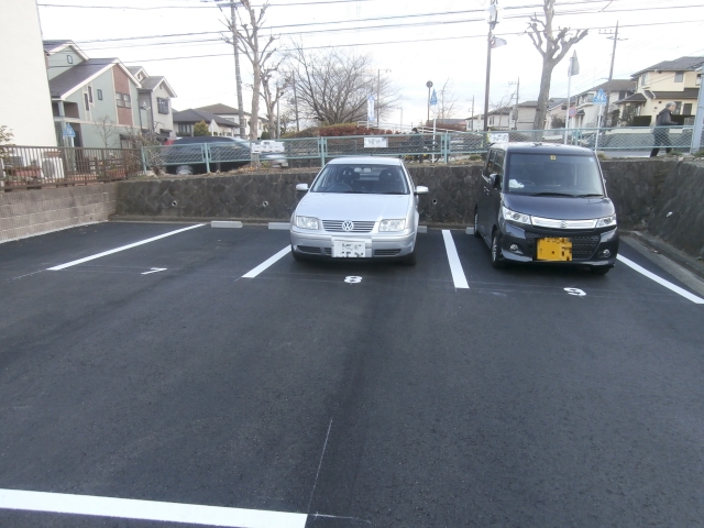 小田急パーキング奈良北の月極駐車場3