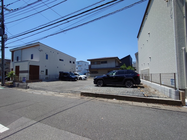 栁川駐車場の月極駐車場3
