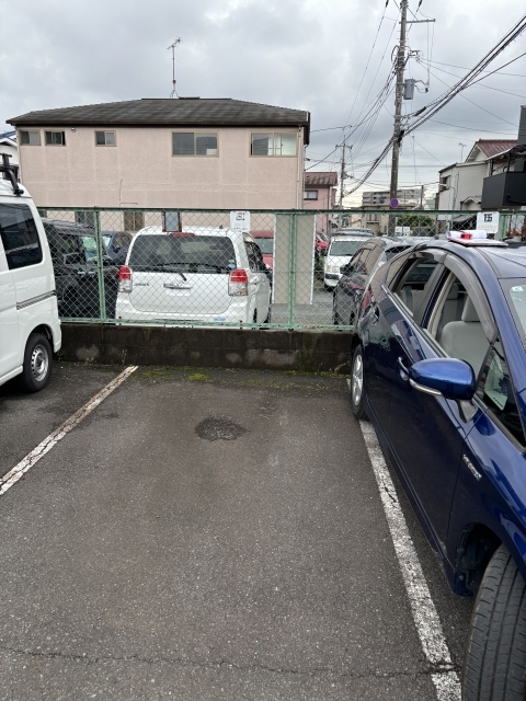 中根駐車場の月極駐車場