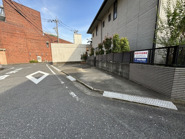 横溝(高義)駐車場の月極駐車場2