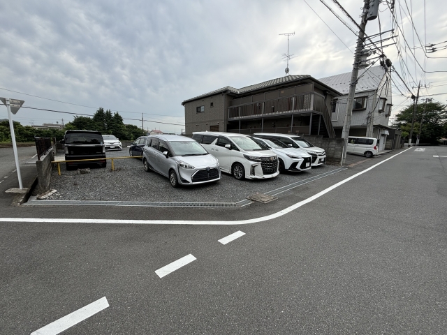 横溝第6駐車場の月極駐車場2