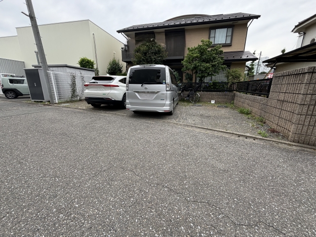 渡辺第2駐車場の月極駐車場