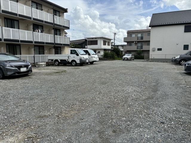 小室4丁目駐車場の月極駐車場