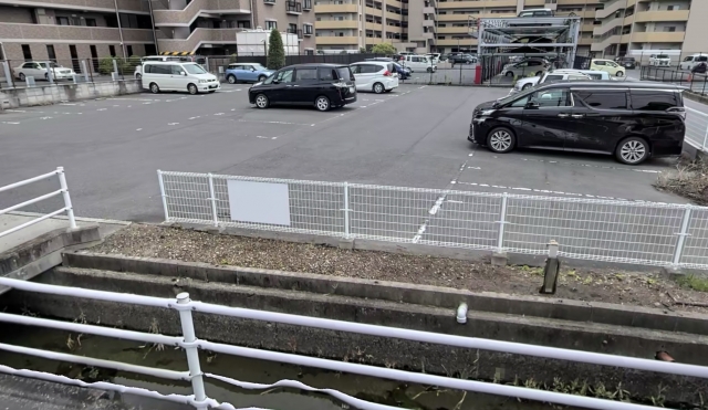 上中野２丁目駐車場の月極駐車場