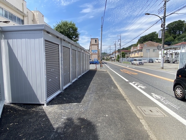 ライヴズ片倉バイクガレージの月極駐車場11