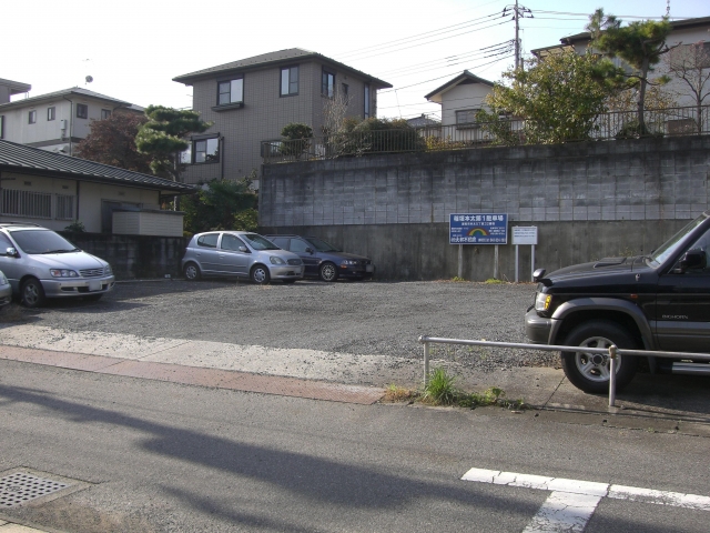 稲垣本太第一駐車場の月極駐車場