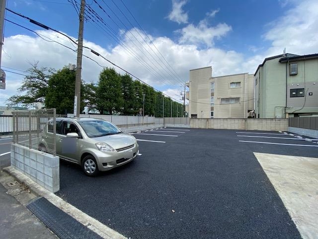 浦高グランド前駐車場の月極駐車場2