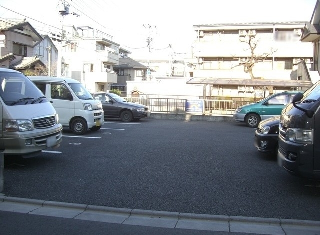 高窪パーキングの月極駐車場3
