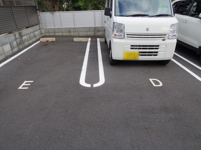 神明ファイブ駐車場の月極駐車場6