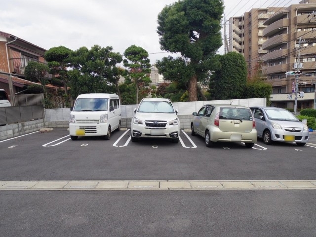 神明ファイブ駐車場の月極駐車場2
